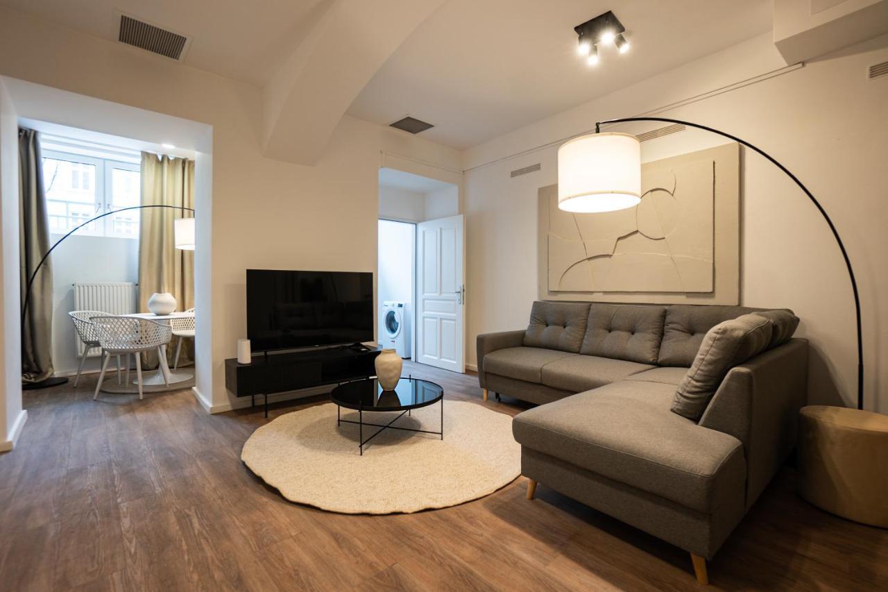 Stylish Apartment With Dedicated Working Space And Super King-Size Bed Located Between City Centre And Donau River Wien Exterior foto