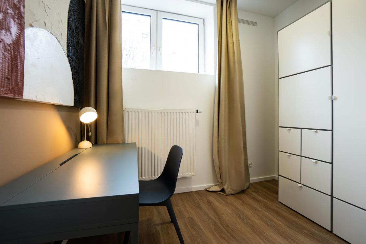 Stylish Apartment With Dedicated Working Space And Super King-Size Bed Located Between City Centre And Donau River Wien Exterior foto