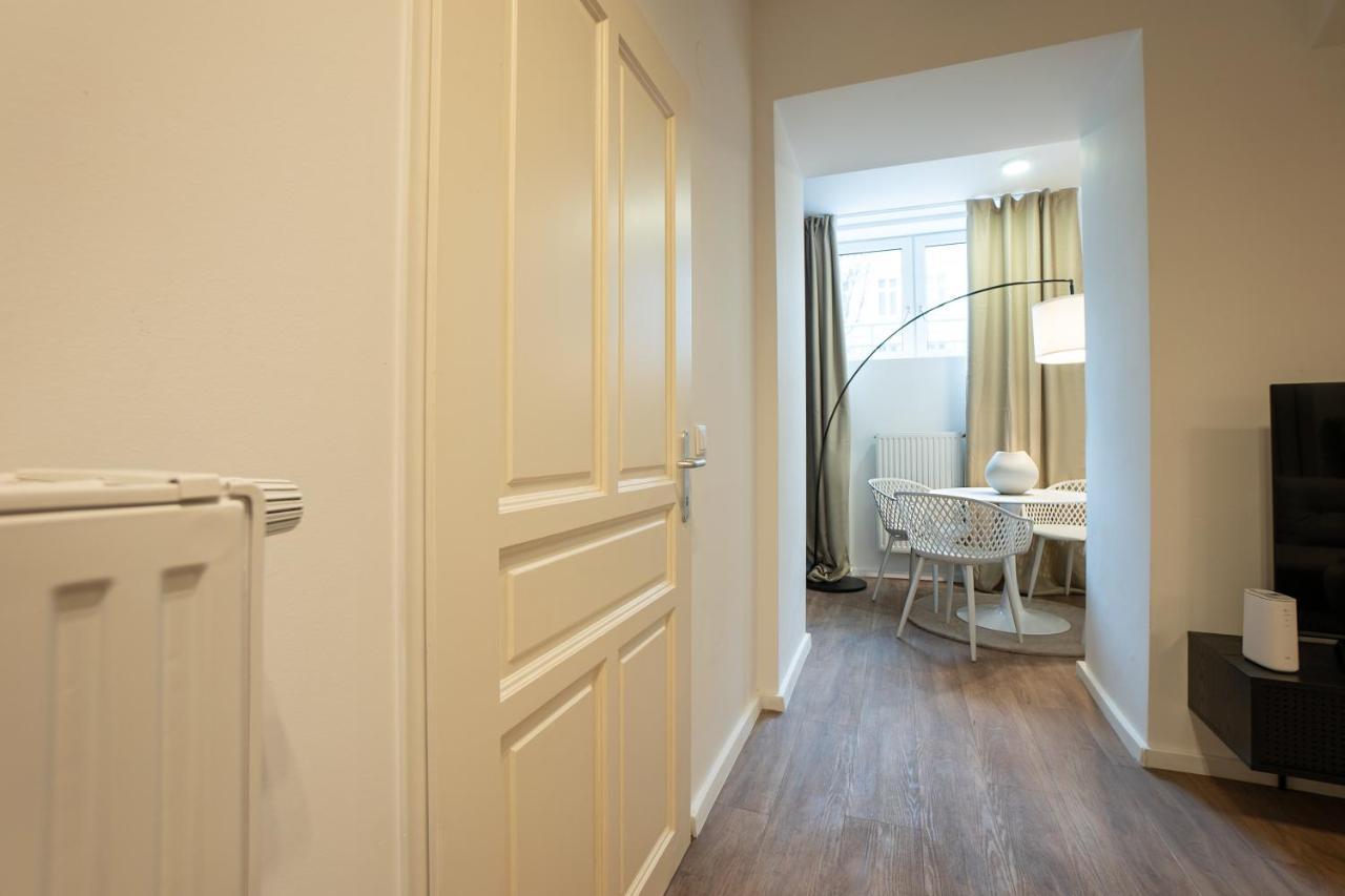 Stylish Apartment With Dedicated Working Space And Super King-Size Bed Located Between City Centre And Donau River Wien Exterior foto