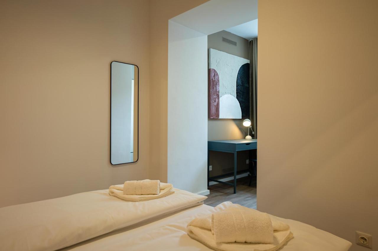 Stylish Apartment With Dedicated Working Space And Super King-Size Bed Located Between City Centre And Donau River Wien Exterior foto