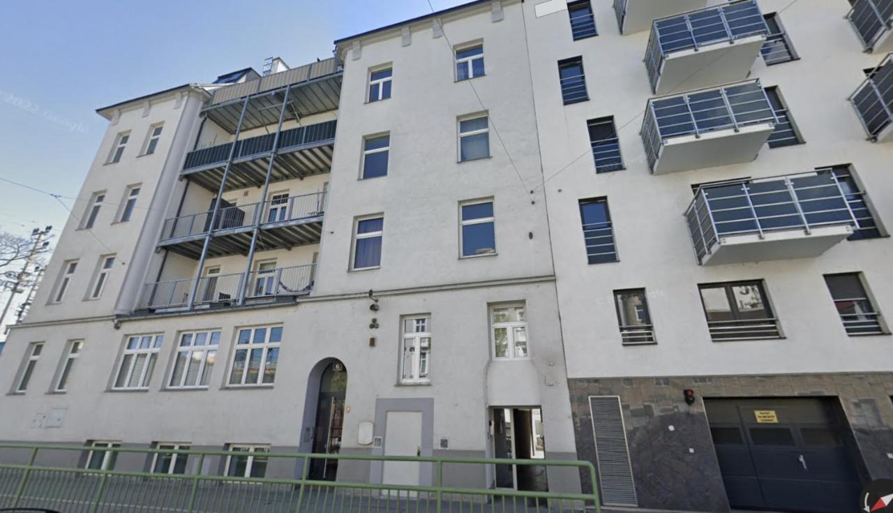 Stylish Apartment With Dedicated Working Space And Super King-Size Bed Located Between City Centre And Donau River Wien Exterior foto